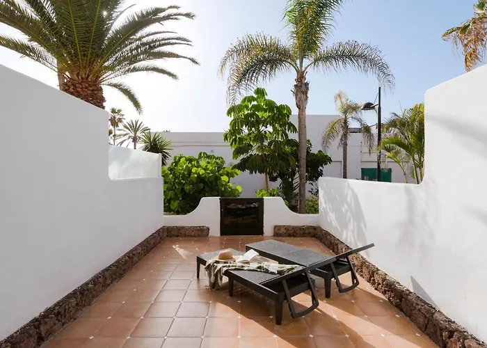 Piece Of Ocean By Mea Substantia *