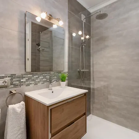 Piece Of Ocean By Mea Substantia 플라야데라스아메리카스